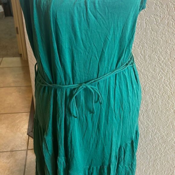 Theory M Sleeveless Tie Waist Peplum Hem Dress Green Knee Length Elevated Basic - Picture 3 of 12
